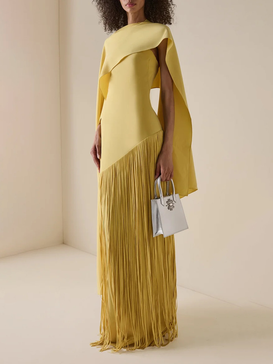 Fashionable autumn dress
