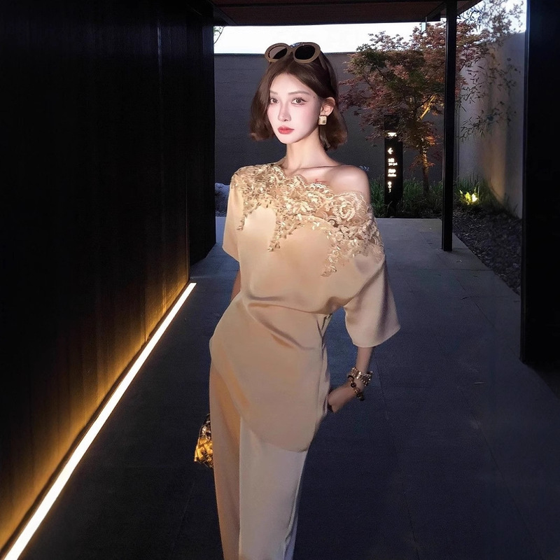 新中式时尚套装女夏设计感小众蕾丝千金名媛斜肩上衣阔腿裤两件套|undefined