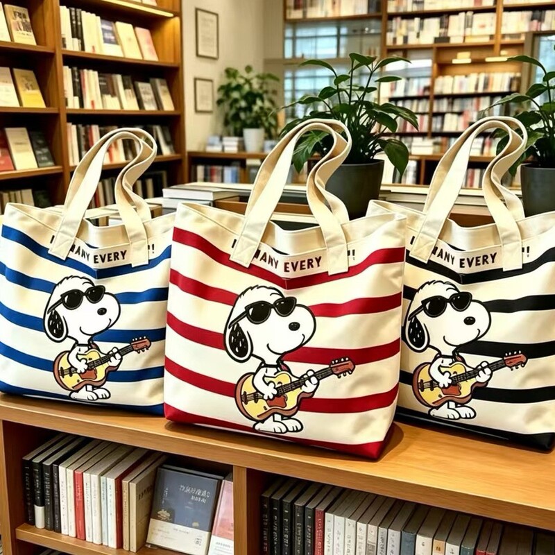 New Hip-Hop Style Guitar Snoopy Canvas Bag, Large Capacity Tote Bag, Commuter European and American Style Cross-Border Bag