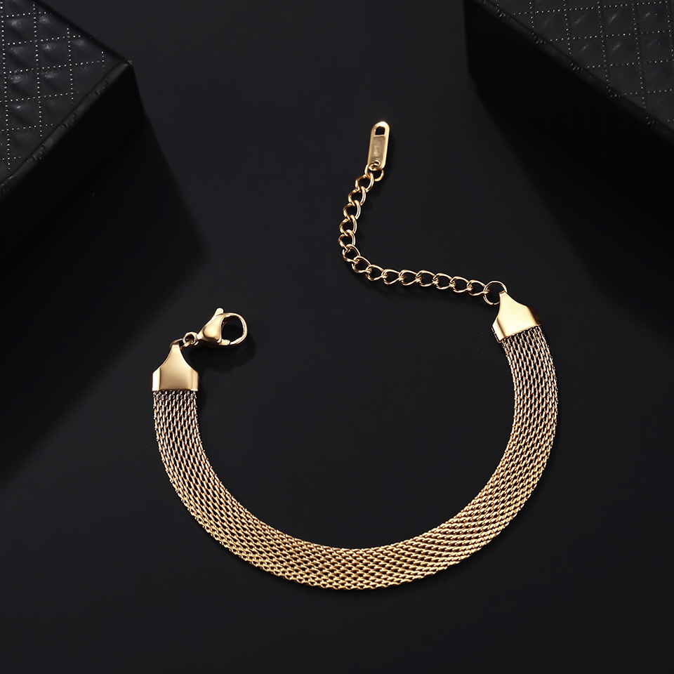 Daily Occasion Titanium Steel Material Fashion Geometric Titanium Steel Plating Bracelets