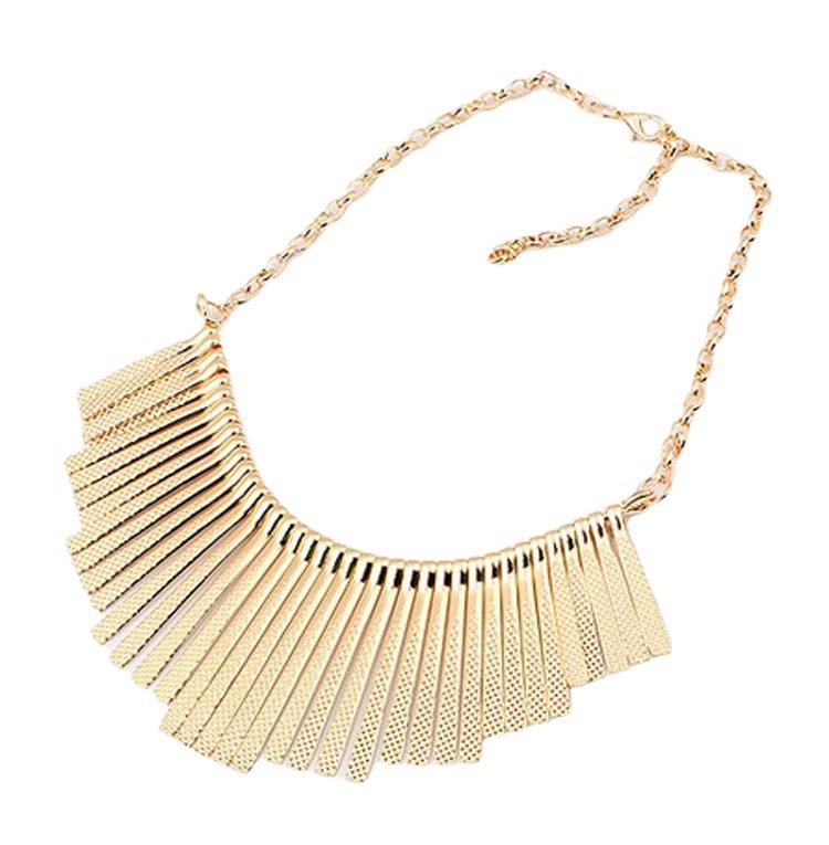 geometric fashionable necklace with tassels