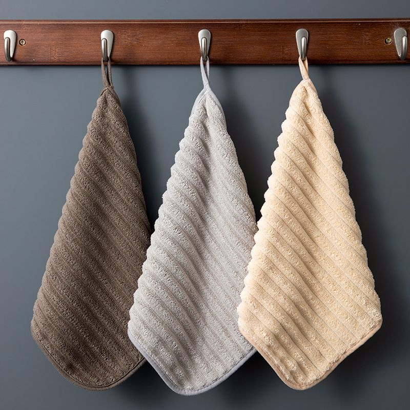 Toallas pequeñas toallas suaves cuadradas colgantes absorción de agua secado rápido para niños y mujeres lindos toallas domésticas para inodoro