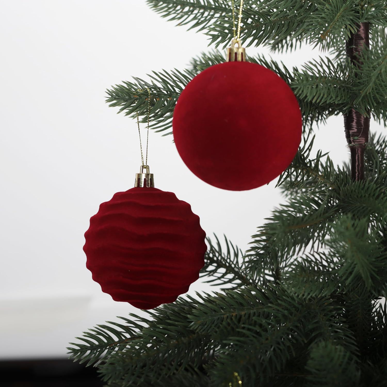 Amazon Hot Sale Flooded Navidad 6cm / 8cm Set Navidad Ball Decoration Colgante Disposición Navidad Ball Colgante image 6