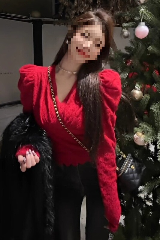 French-Style Spicy Girl Puff Sleeve Lace Base Shirt for Women, Stylish Autumn and Winter New Top