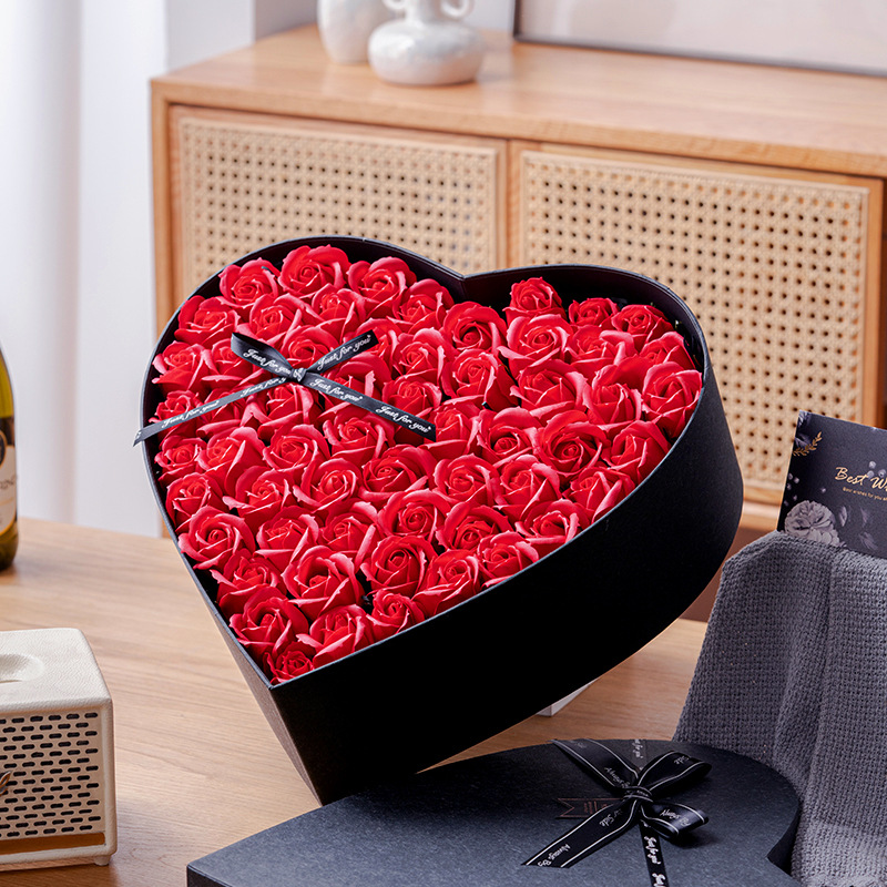 黑色爱心礼品盒订婚求婚大号鲜花礼物盒空盒生日仪式感七夕包装盒