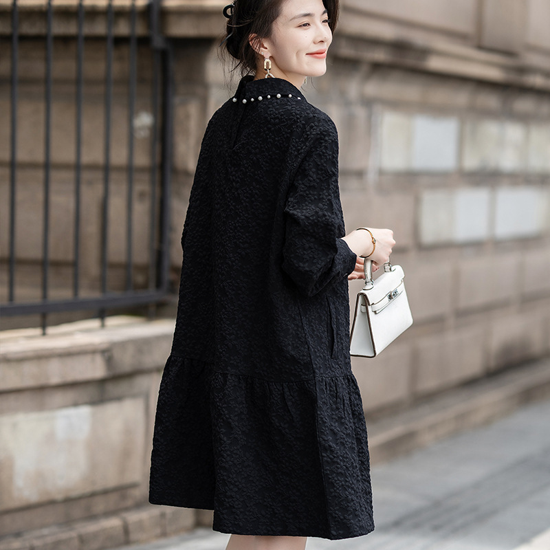 长袖提花连衣裙女2025秋季新款微胖mm翻领钉珠气质显瘦中长裙子|undefined