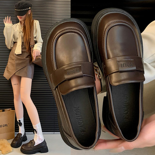 Round Toe Leather Retro Loafers for Women 2025 Autumn and Winter Chunky Heel Slip-On Shoes in Stock