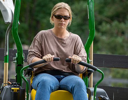 人坐式草坪车园林绿化除草机 高尔夫球场边坡除草座驾式割草机