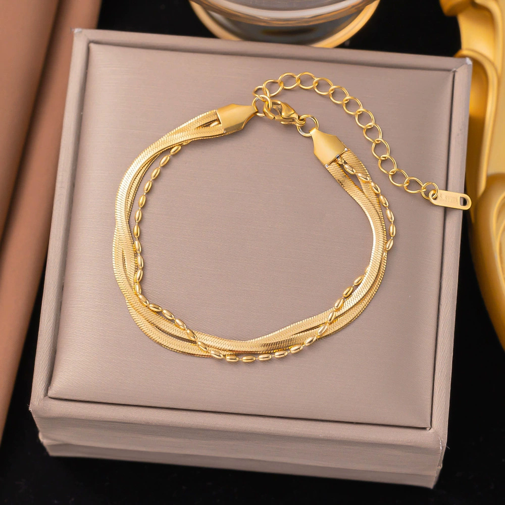 1 Piece Quantity Holiday, Daily Occasion PVD Coated Real Gold Plated Heart Shape Titanium Steel Simple Style Waterproof Non Tarnish Titanium Steel Bracelets