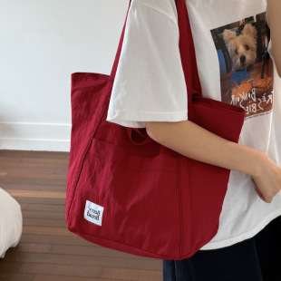 Japanese nylon one-shoulder bag, capacious shoulder bag, trend of season