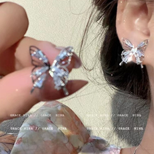 Ins style pearl earrings for women, light luxury, fashionable, high-end, versatile earrings, temperament, retro earrings, 925 silver needle wholesale