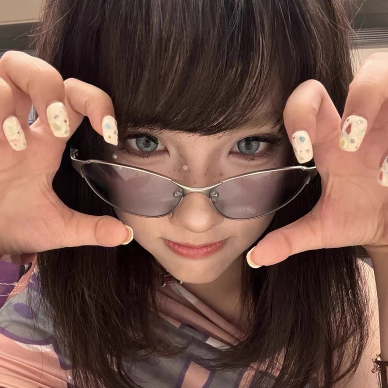 美式复古金属猫眼浅水银太阳眼镜女款户外度假防紫外线高级感墨镜|undefined