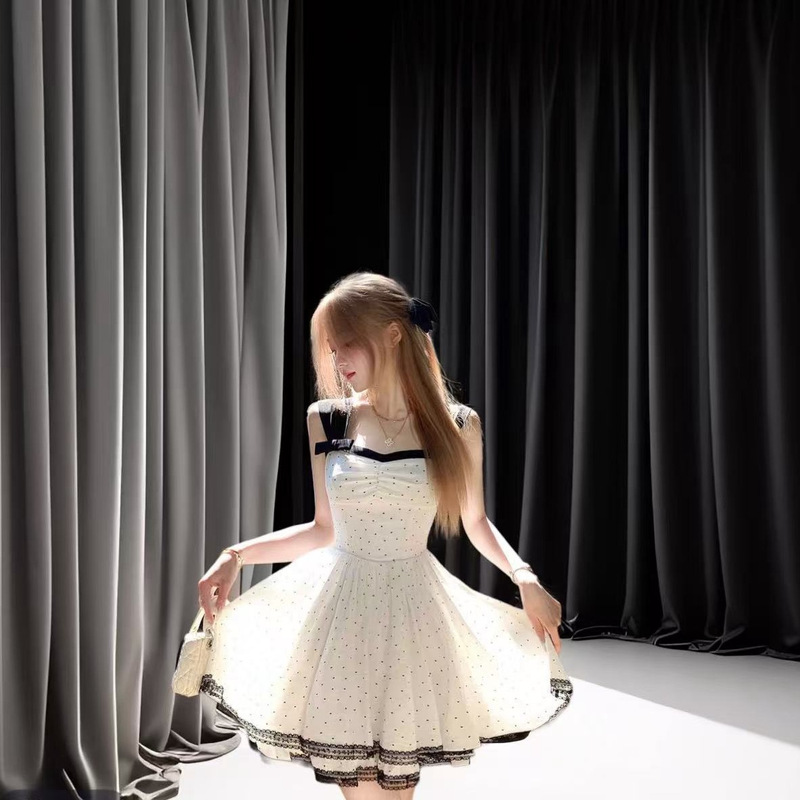 High-End French Princess Style Miu Dress for Women in Summer, Beautiful Polka Dot Bow, Sweet Puffy Skirt