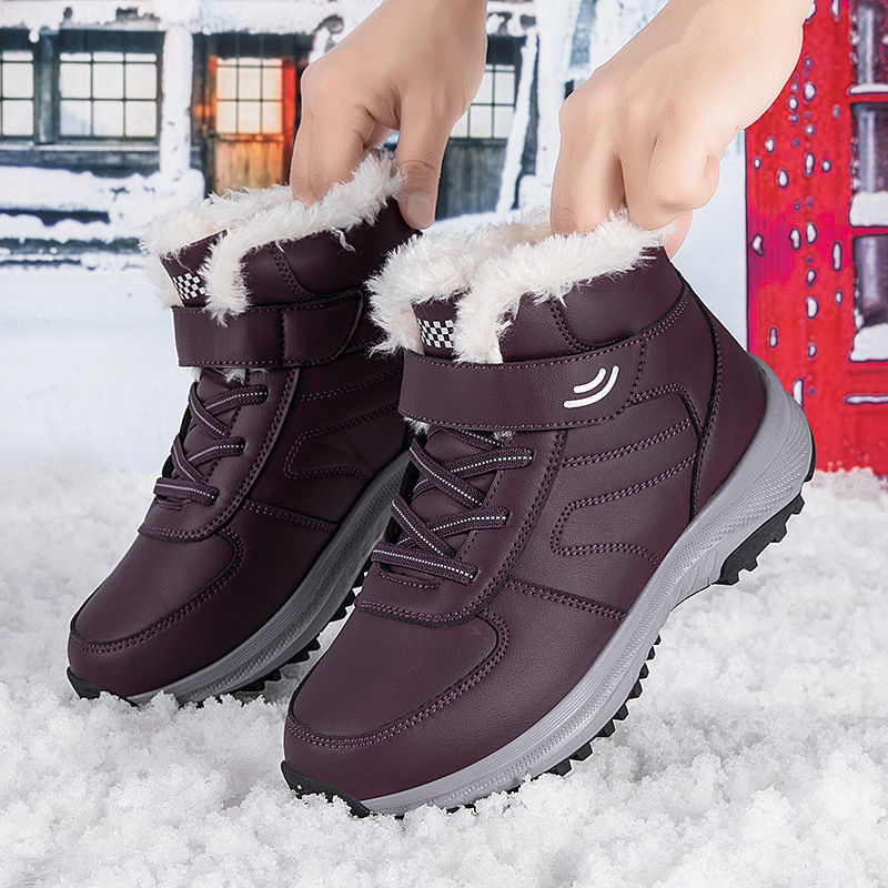 Los zapatos de algodón para ancianos se mantienen calientes en invierno y las madres de mediana edad y ancianos se calientan y engrosan las botas de nieve del noreste. image 4