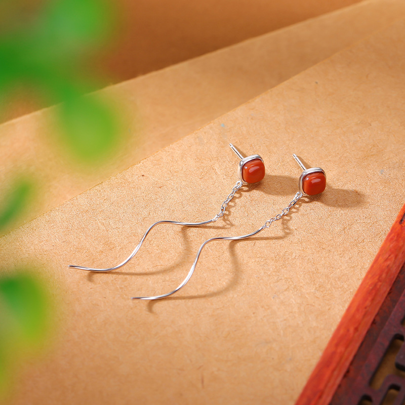 Khuyên tai bạc S925 dáng dài đính đá lapis lazuli đỏ phong cách retro — Mẫu đỏ nam