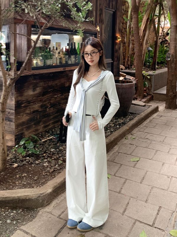 奶白色假两件条纹拼接长袖T恤女2025早秋新款学院风V领打底衫上衣|undefined