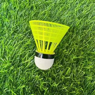 Manufacturer Supplies Fast Badminton Nylon Rackets in Stock, Durable and Stable Flight, Exclusively for Cross-Border Sales
