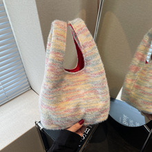 �nϵ��ɫë����������С��Ů2025�¿��ﶬ�˻@�������ë�qˮͰ��