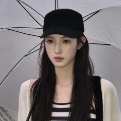 日本の新しい春夏の美白ミニマリストクリアフェイス小さなレトロな乗馬帽子レディースファッション多用途ひさしキャップイン