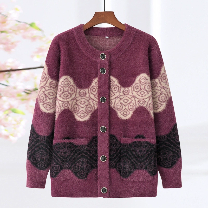 Люди среднего и пожилого возраста осенью и зимой имитация норки шерстяная куртка толстая мама вязаный кардиган старуха бабушки пуговицы свитер