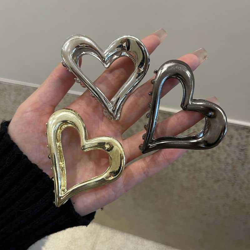 Women's Simple Style Heart Shape Metal Hair Claws display picture 4
