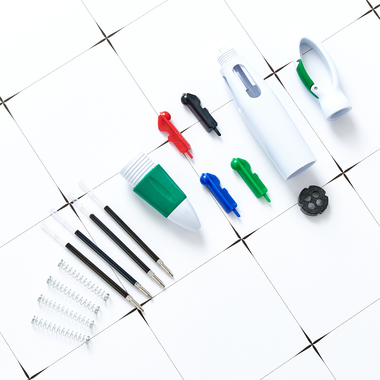 Botón de montaña de cuatro colores pulsar bolígrafo de plástico portátil bolígrafo de bolsillo se puede imprimir logotipo publicitario bolígrafo de regalo