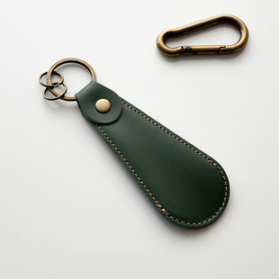 Fashion simple shoehorn portable carry pu leather shoehorn key chain children pregnant women convenient shoehorn
