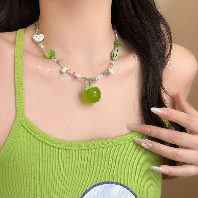 Fresh Mint Green Apple Bead Necklace for Women, Sweet Forest Style, Girly Clavicle Chain, Versatile and Elegant Neck Chain