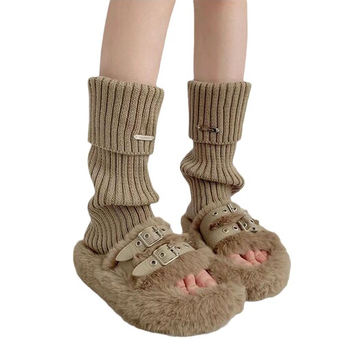 Autumn and winter y2k subculture metal label hot girl knitted leg socks jk pile socks women's mid-calf socks to keep warm