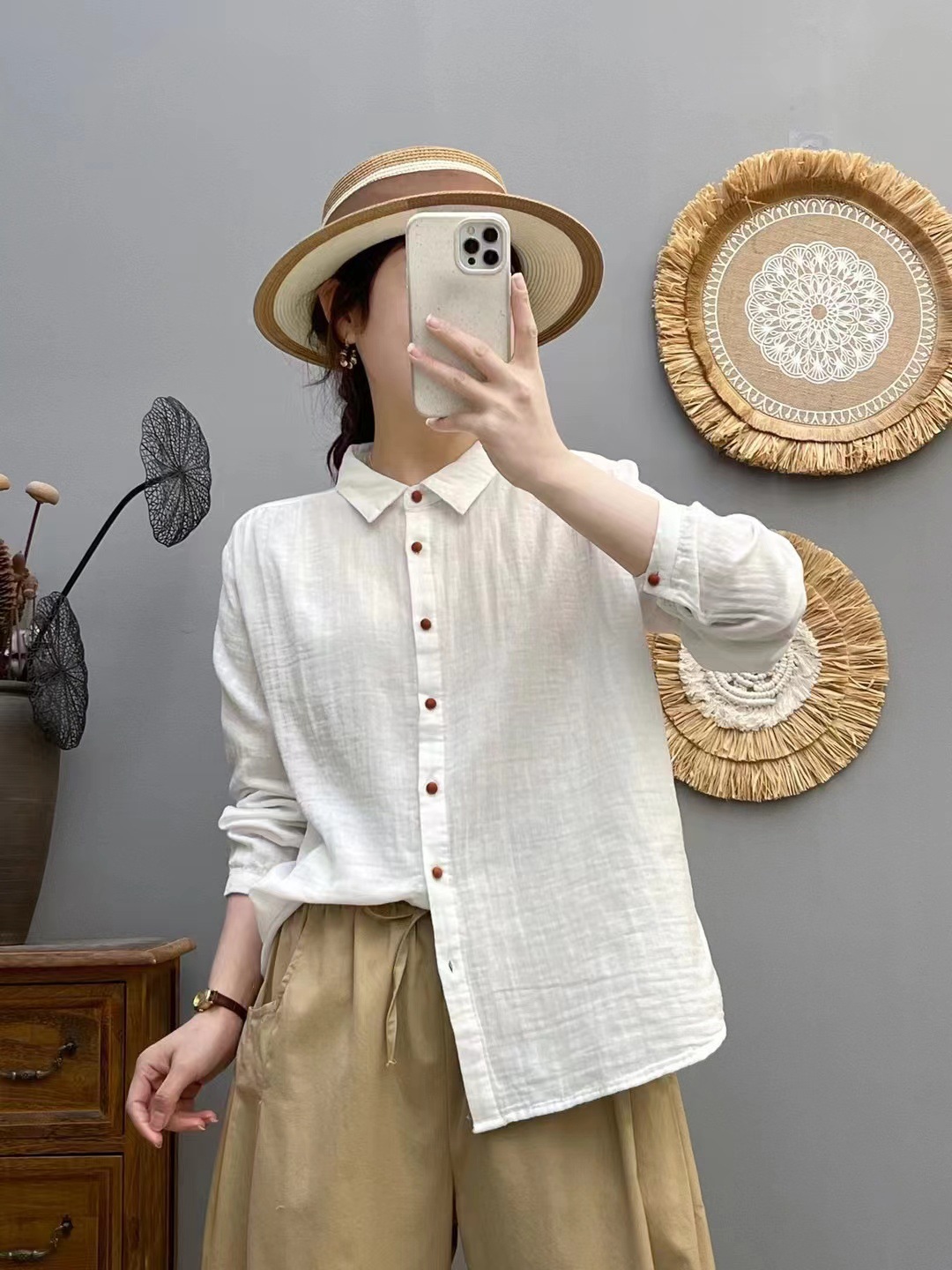 2024 New Women's Loose Casual Korean Style White Skin-Friendly Shirt with College Style Collar