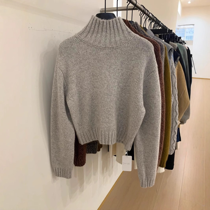 French Loose Short High Collar Cashmere Knitted Sweater Women's Autumn and Winter Thickened Small Sweater Elegant Wool Base Shirt French Loose Short High Collar Cashmere Knitted Sweater Women's Autumn and Winter Thickened Small Sweater Elegant Wool Base Shirt