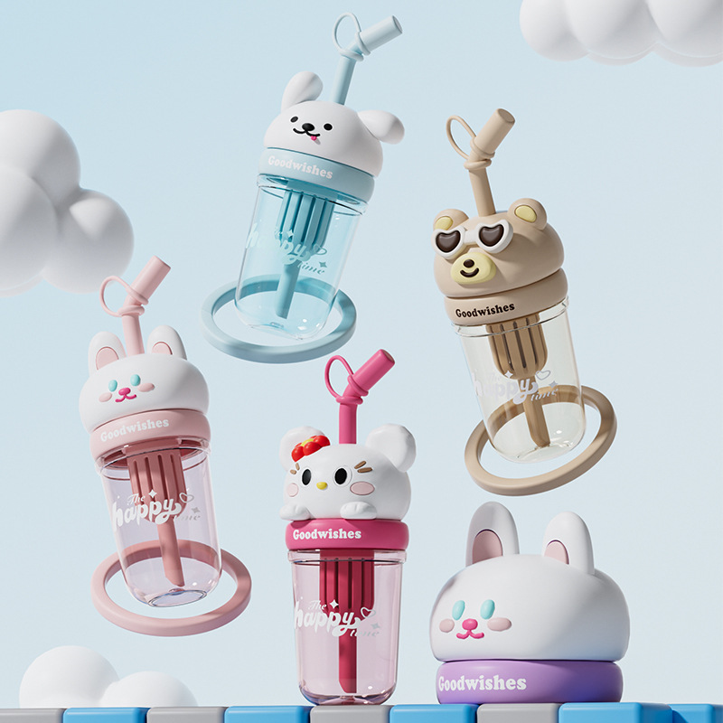 Taza de agua con pajita de plástico Tritan - Nueva 2025, diseño de muñeca de dibujos animados, nivel maternal e infantil, alto valor estético y gran capacidad, para niñas y niños