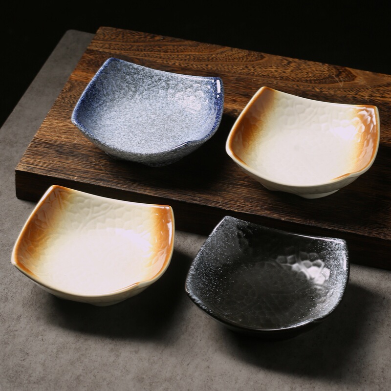 Light Luxury and Exquisite Ceramic Square Plates, Beautiful and High-End Tableware, Creative Bowls and Plates for Home Daily Use Light Luxury and Exquisite Ceramic Square Plates, Beautiful and High-End Tableware, Creative Bowls and Plates for Home Daily Use