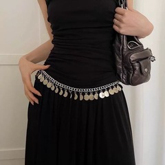 ヨーロッパとアメリカのスパンコール付き女性用ファッションウエストチェーン、スカート付きシルバーディスクアクセサリーチェーン、ハイエンドの多用途メタルベルト