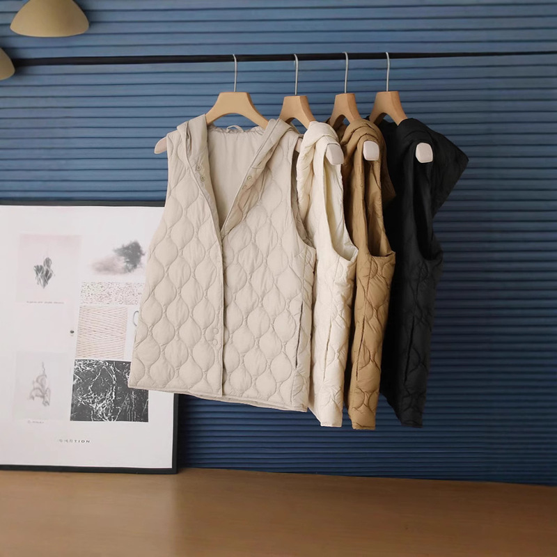 Hooded down vest rhombus vest coat women 24 winter light backing 90 white duck down 2402#