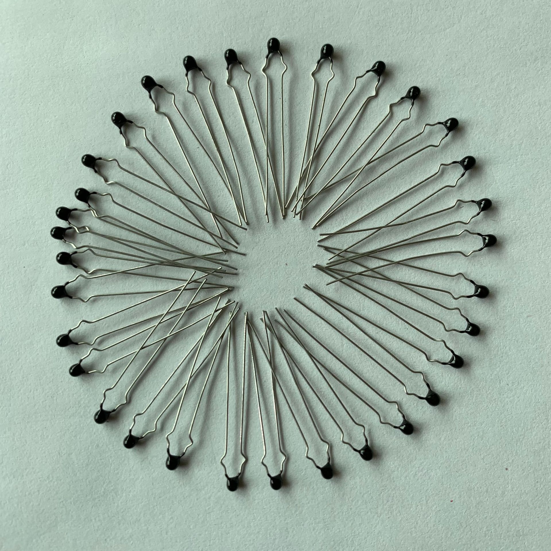 ntc温度传感器用于电磁炉小家电空调热水器电源电池体温计冲电桩