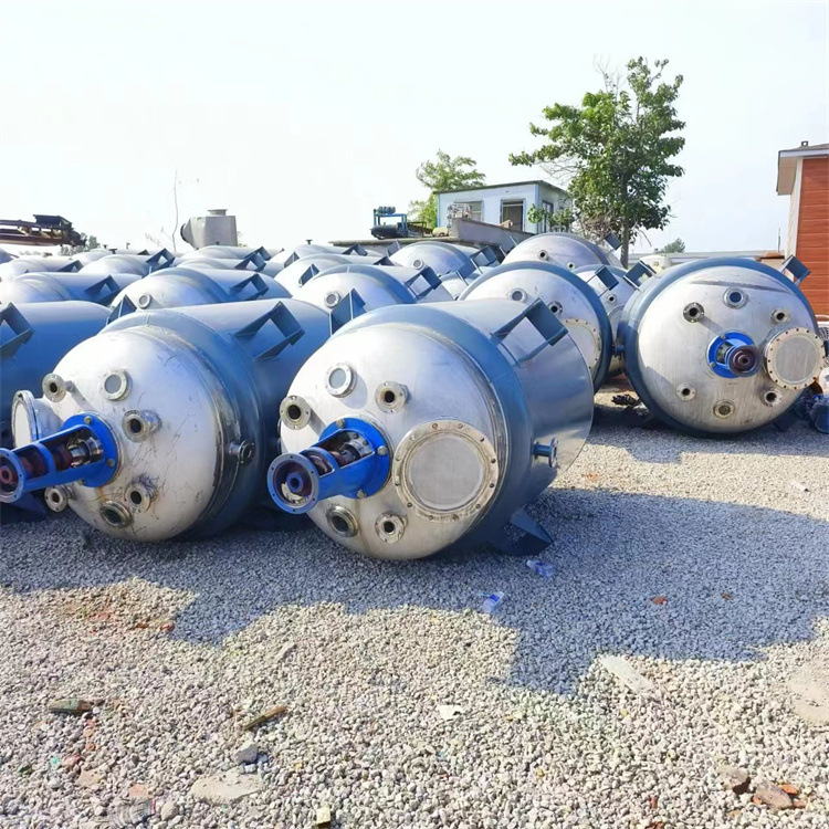 转让多台搪瓷 不锈钢反应釜 二手3吨5吨内外盘管搅拌釜