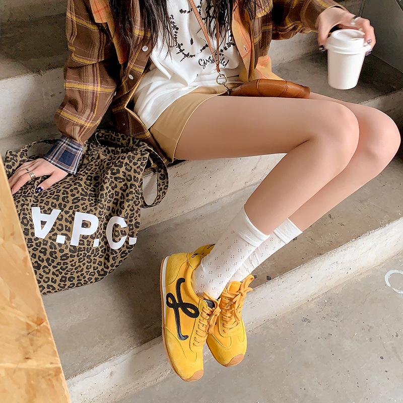 Fashionable retro GAT shoes