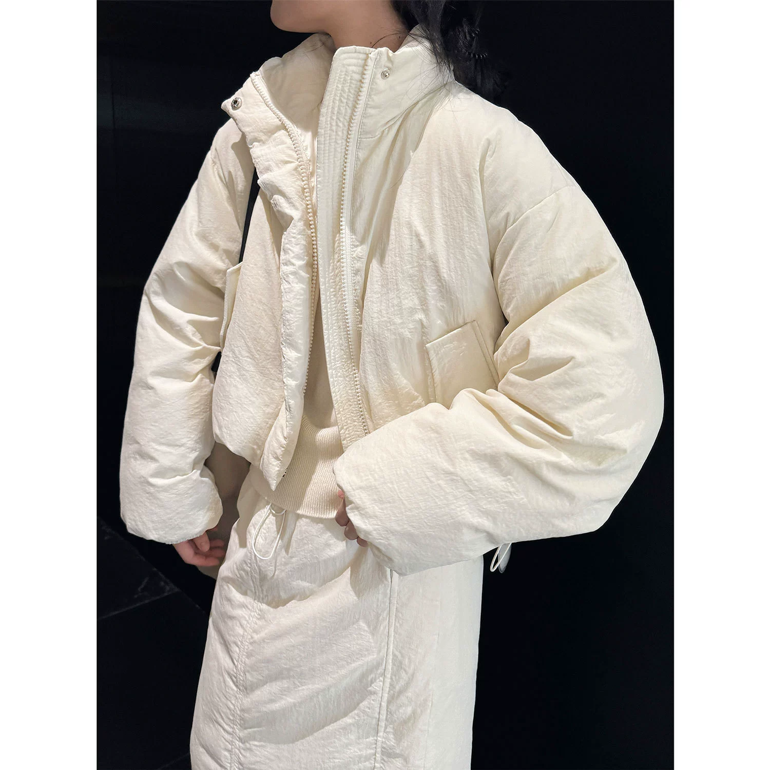 Осенне-зимняя новая модная корейская куртка с воздушным эффектом, стойкой и коротким силуэтом, облегающая куртка для женщин