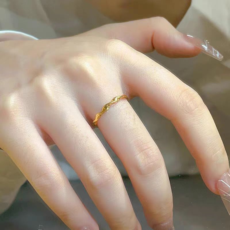 Mobius-ring för dam i förgylld mässing justerbar_voghion.com