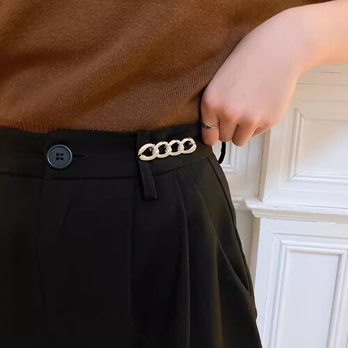 New autumn and winter glossy chain brooch, waist size adjustment buckle, accessories, skirt anti-exposure buckle pin