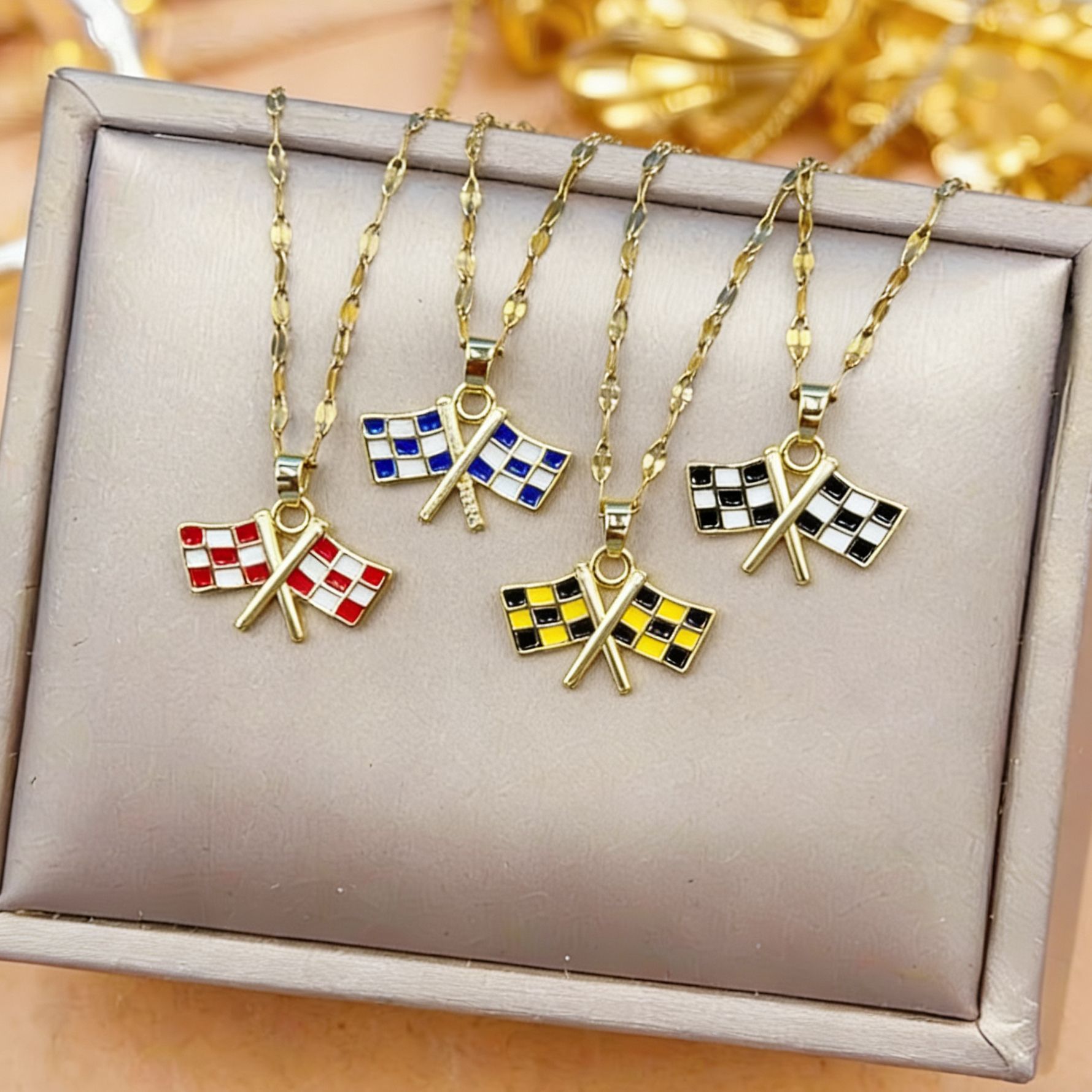 F1 Racing Flag Pendant Necklace, Simple Stylish Chain Necklace_voghion.com