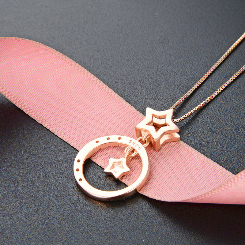 Collar de clavícula de plata esterlina S925 estrella de mujer anillo circular zircon diamantes dulces simplicidad inswind red joyas colgante rojo