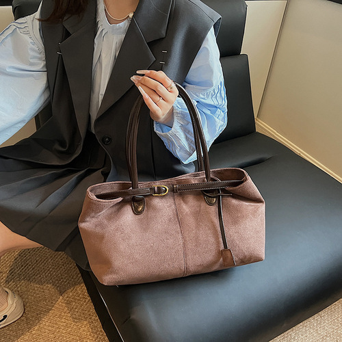 Retro Fashion Sanding Tote Bag for Women, Summer Versatile Mauve Color, Large Capacity, Suitable for Office and Commute, Single Shoulder and Underarm Bag