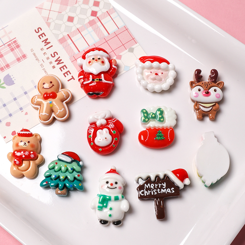 Hot Selling Christmas Ornaments Accessories Santa Claus Resin Accessories Handmade DIY Mobile Phone Case Pendant Accessories