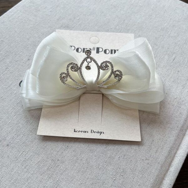 Genuine summer white children's elite hairgrip with bow