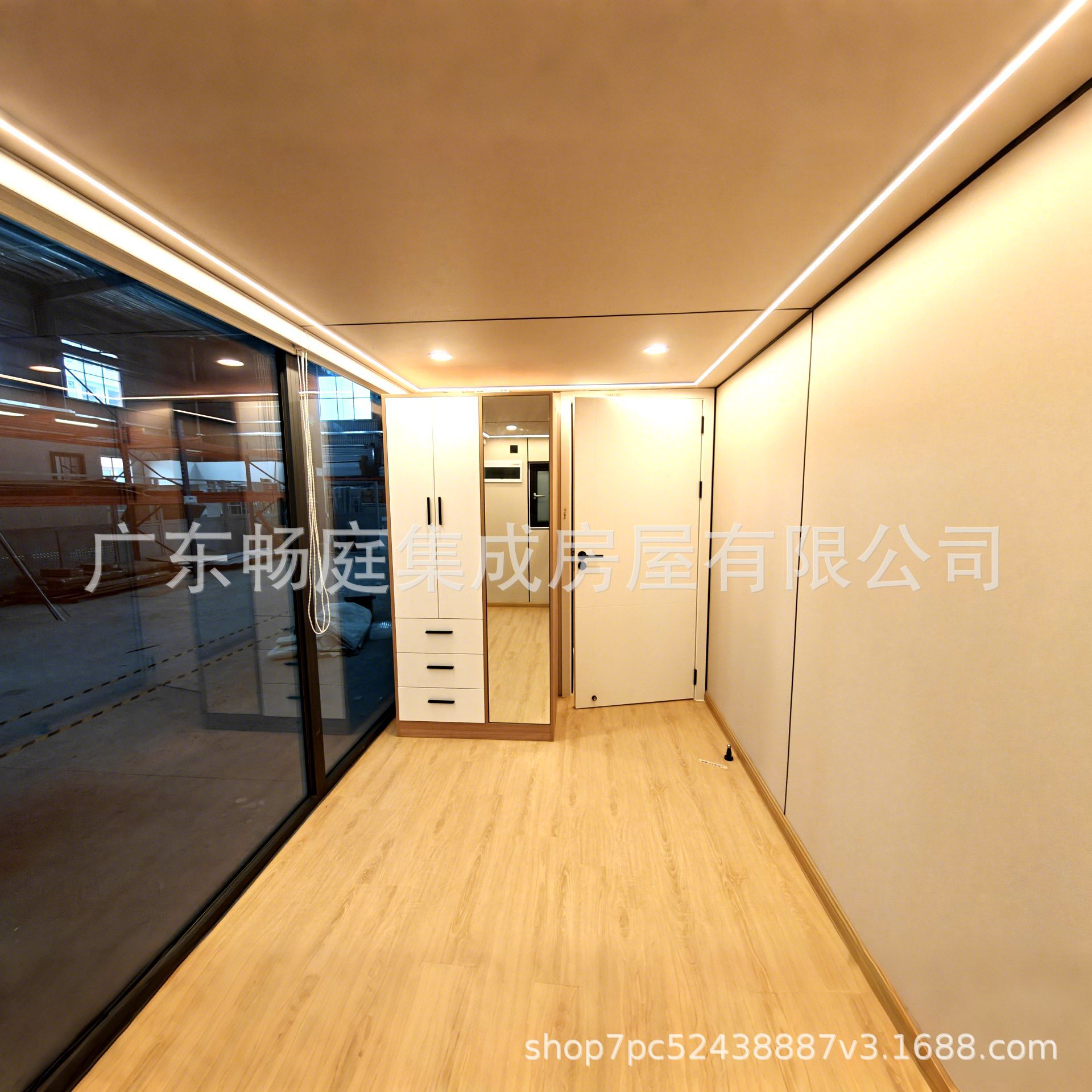 Guangdong Shuangpin Modular Apple Cabin Shop Creative B & B Tres dormitorios, una sala de estar y un baño Fabricantes de casas de cápsulas espaciales