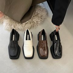 2025年英国風厚底春秋スクエアトゥレトロローファー女性用フレンチスタイルプラットフォームヒールスリッポンレザーシューズ女性用