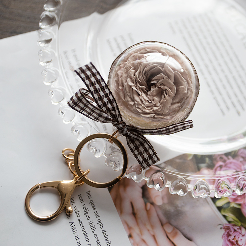 Llavero de flor eterna al por mayor colgante terminado ramo de flores secas Caja de regalo de San Valentín regalo de mano de novias regalo de bendición