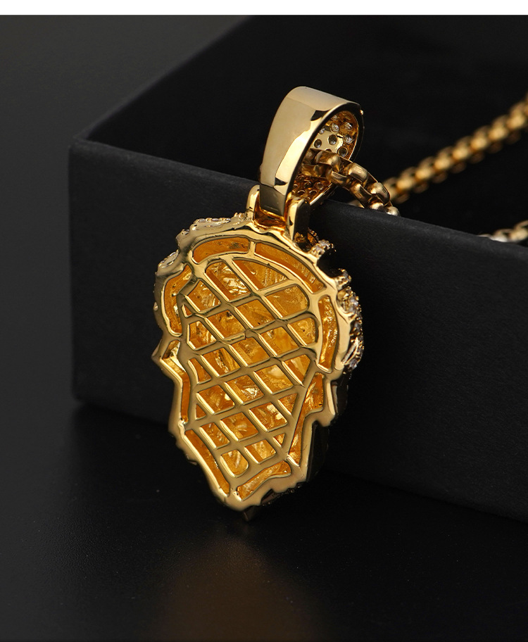 Lion Head Pendant Necklace For Men With Zircon And Copper Detail_voghion.com